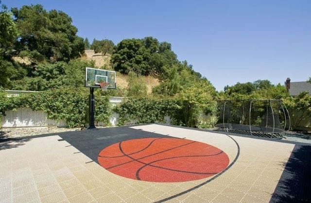 Visual Graphic Basketball Court