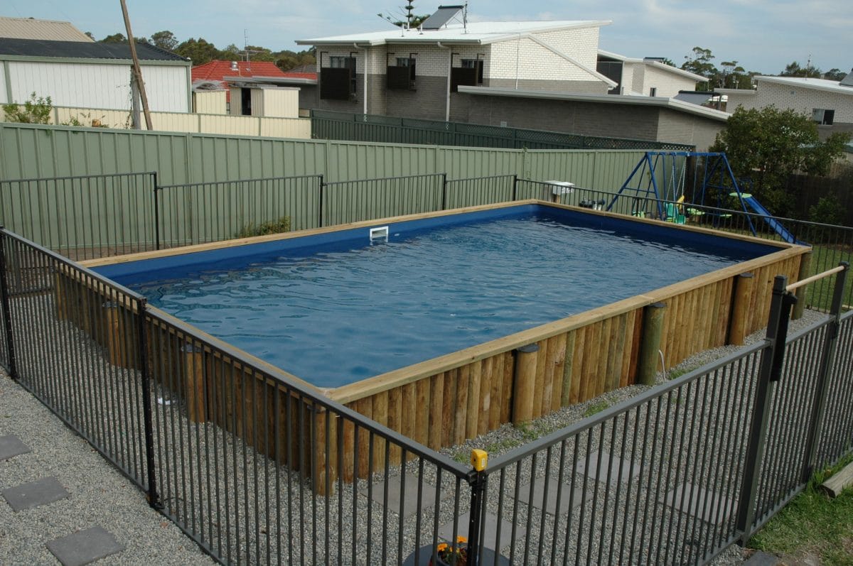 Above-Ground Pool Fence Ideas without any Deck