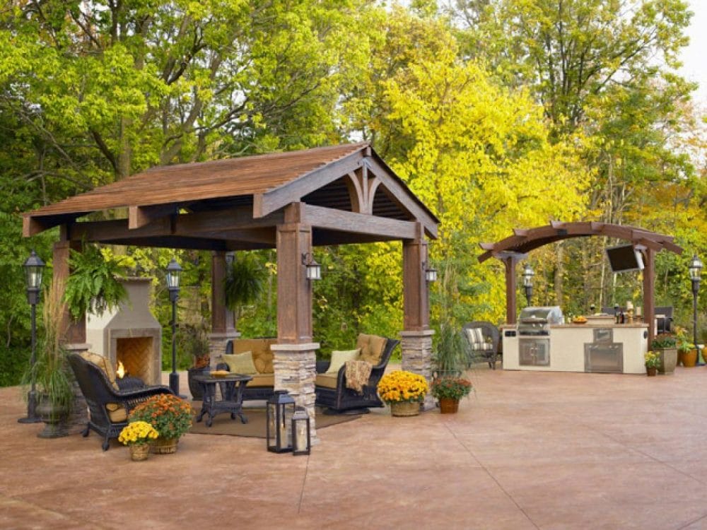 Backyard Pavilion Ideas for Outdoor Eating