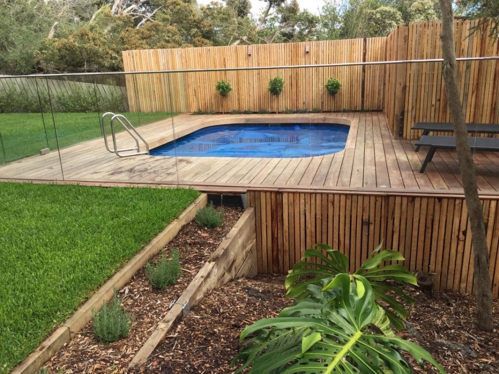 Chic Above-Ground Pool Fence Ideas