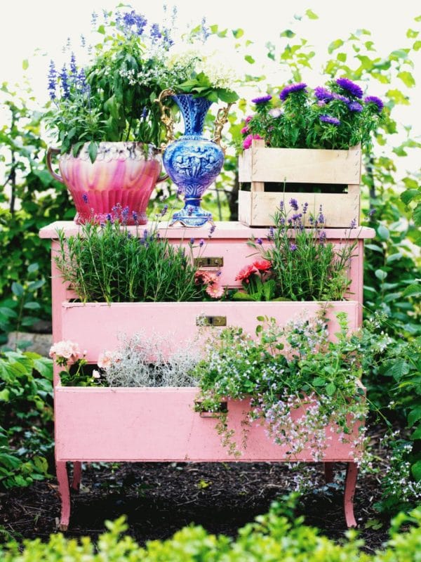 deck garden sweet dresser
