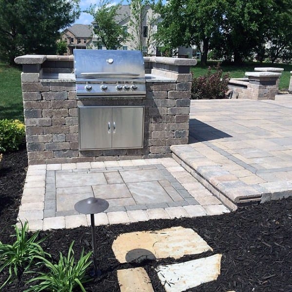 paver stone outdoor kitchen